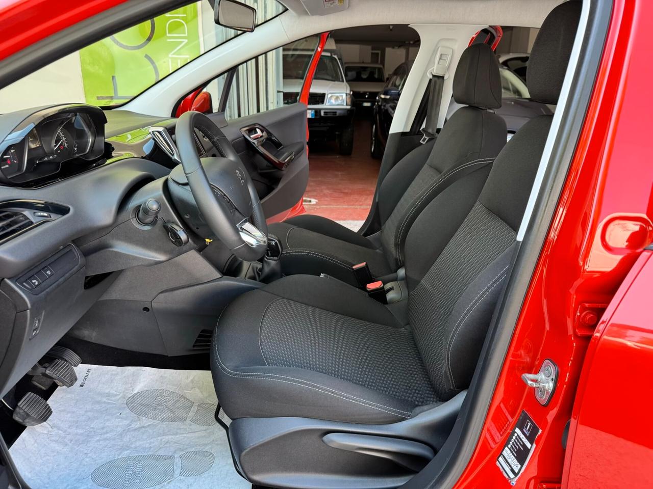 Peugeot 208 1.2 Allure UNIPROPRIETA GARANZIA24MESI