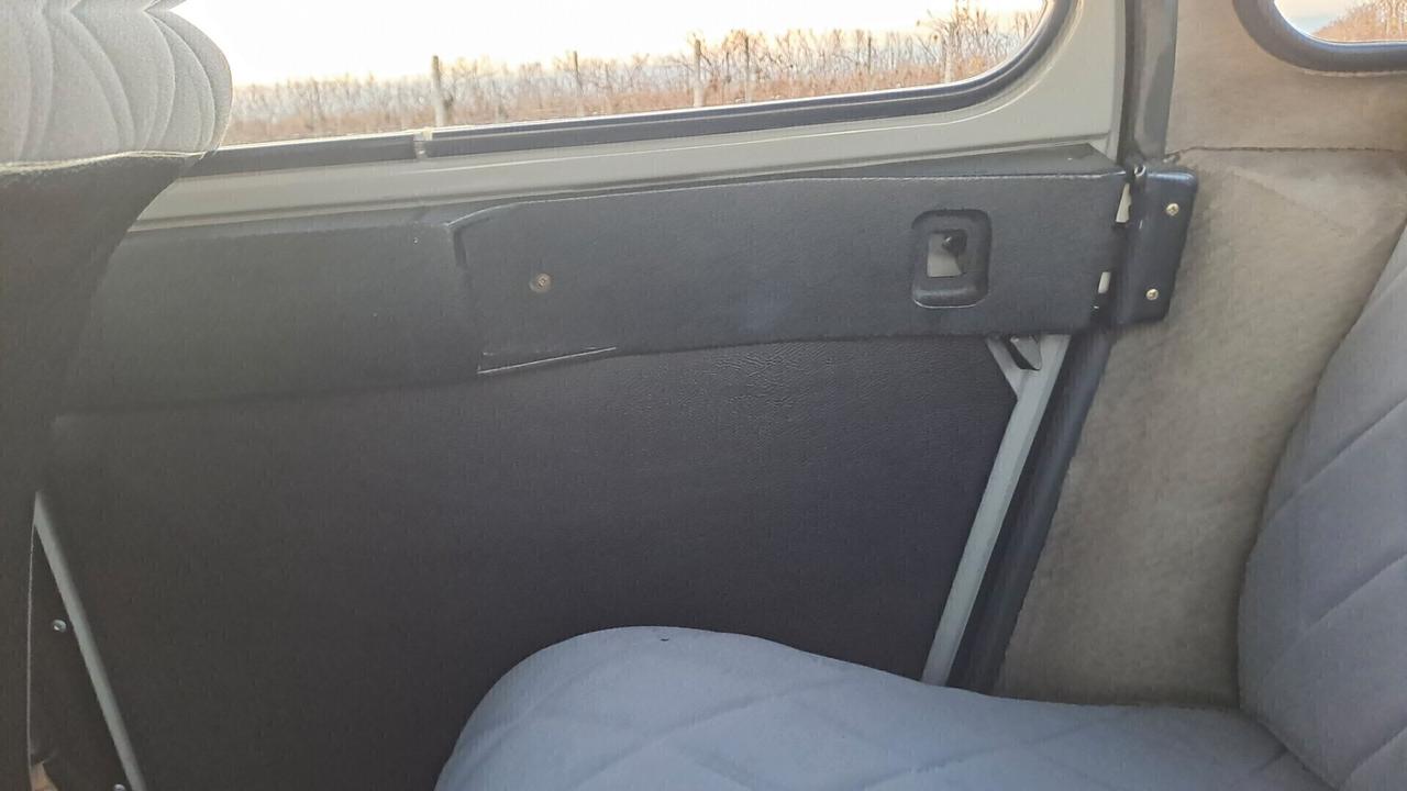 Citroen 2CV 6 Charleston RESTAURATA