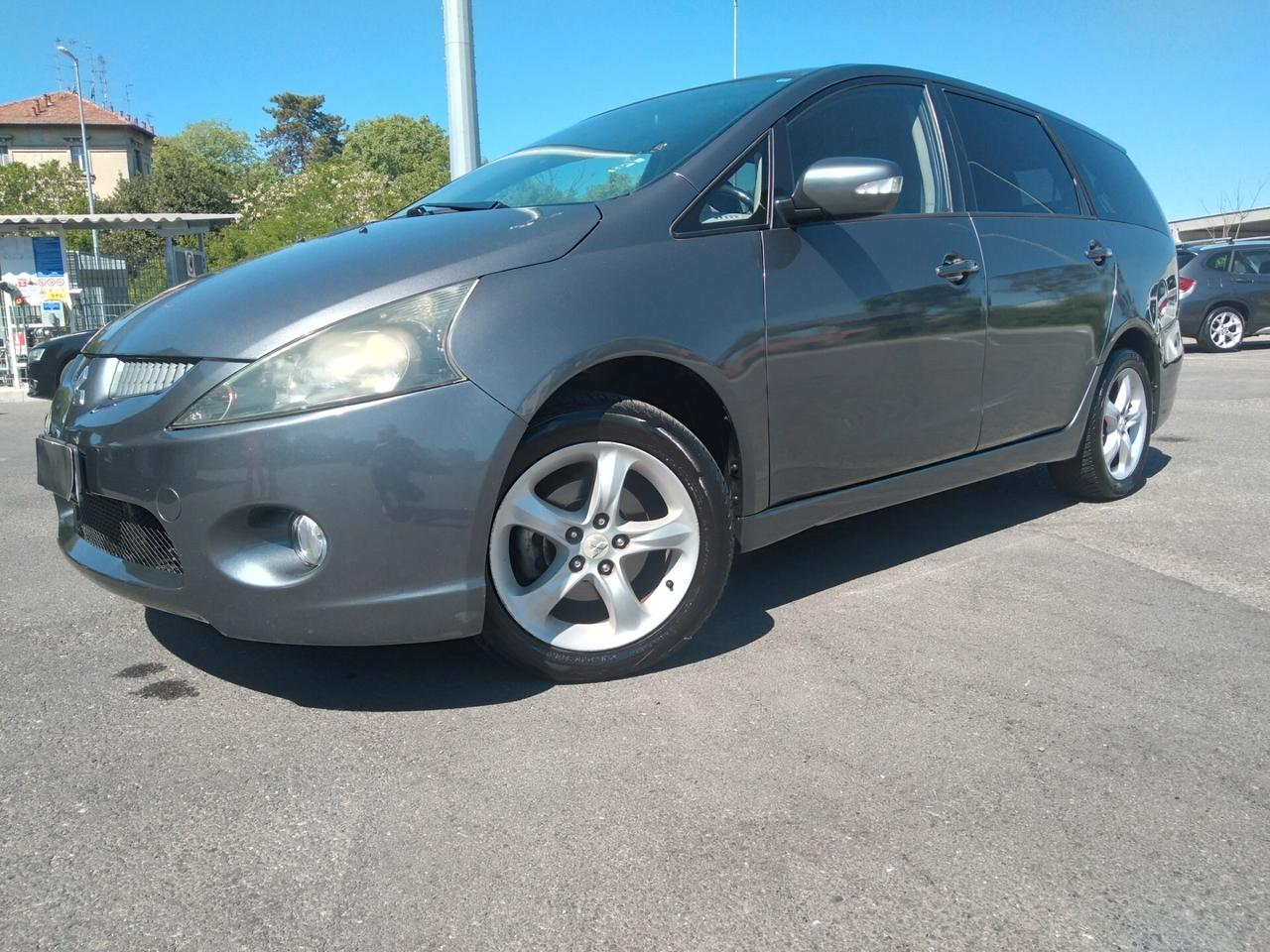 Mitsubishi Grandis 2.0 tdi 140cv 7 posti motore WOLKSWAGEN