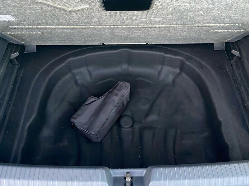 Volkswagen Golf VIII 2020 1.0 etsi evo Life 110cv dsg