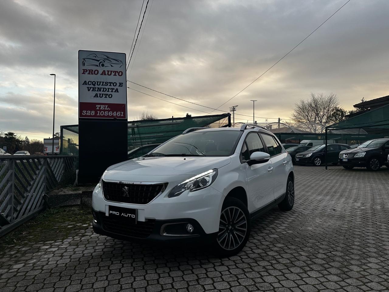 Peugeot 2008 PureTech 82 Allure GPL 117000 KM