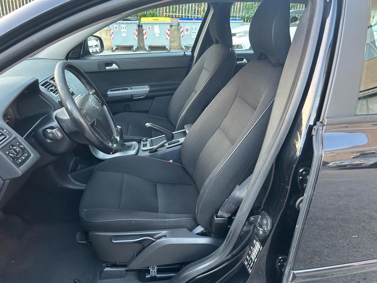 Volvo V50 1.6 D 150000km