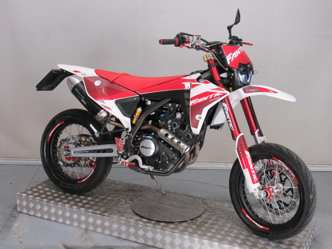 Fantic Motor XMF 125 COMPETITION 11 KW PATENTE A1 E B