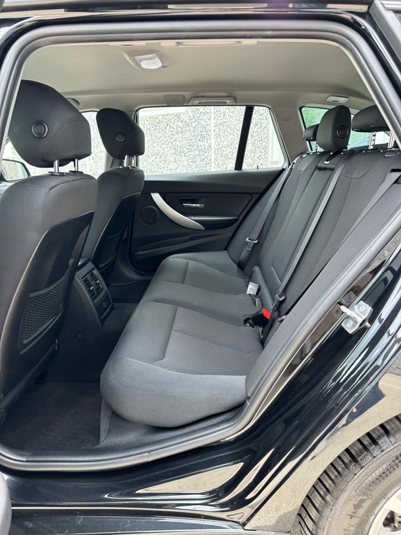 Bmw 320 320d xDrive Touring Business Advantage