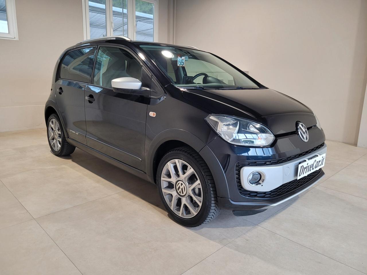 Volkswagen up! Cross 5p 1.0 75cv