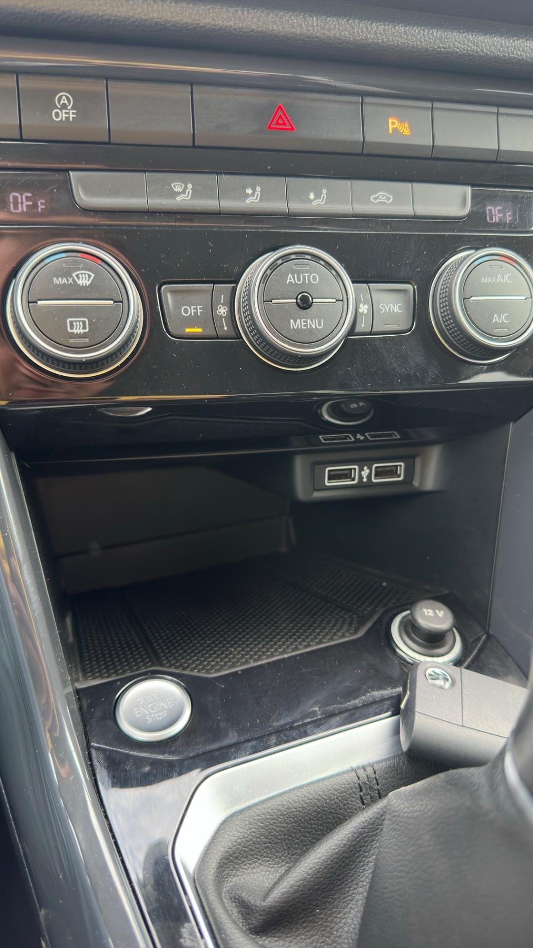 Volkswagen T-Roc 1.6 TDI SCR Advanced BlueMotion Technology
