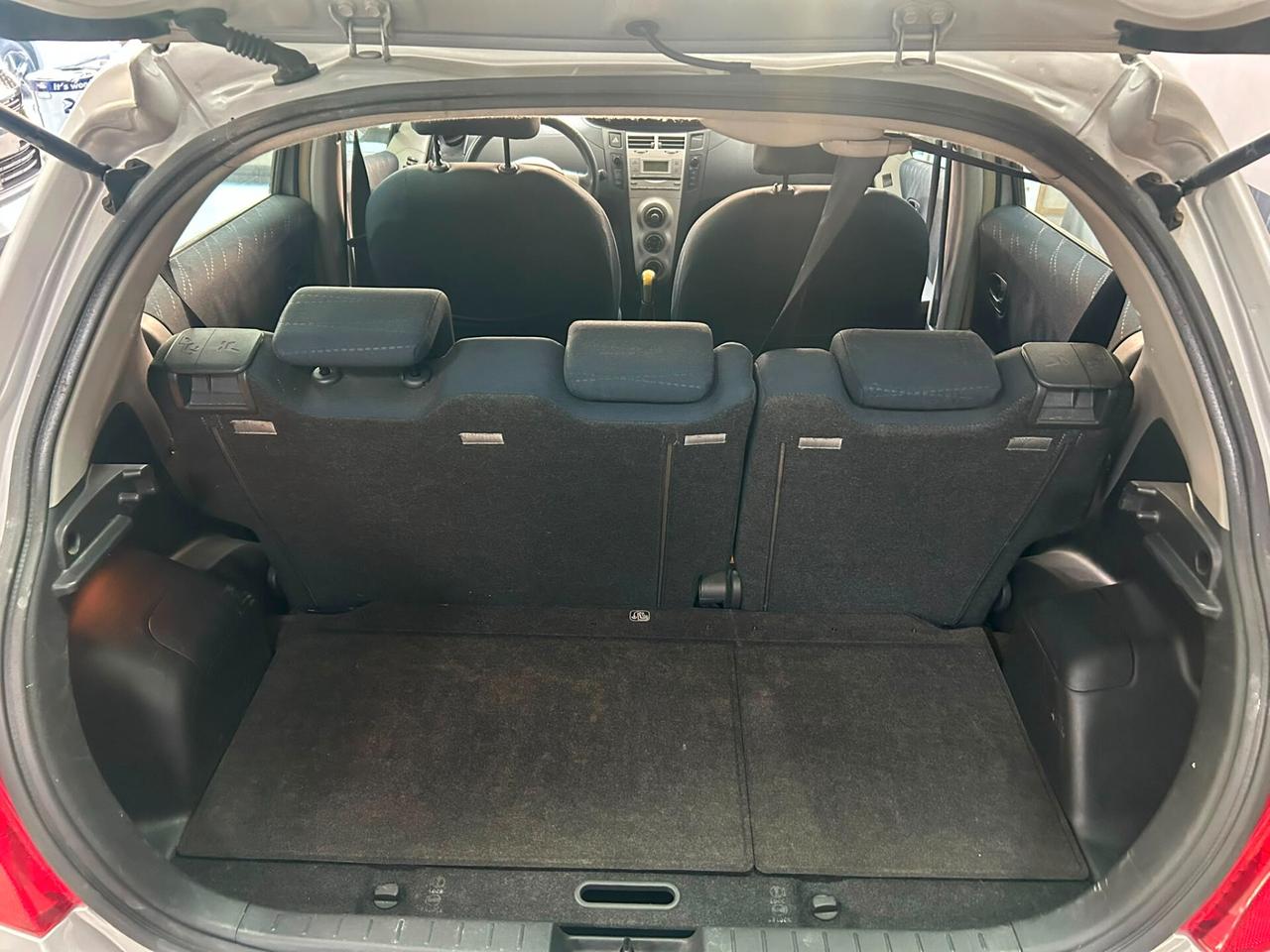 Toyota Yaris 1.0 5 porte