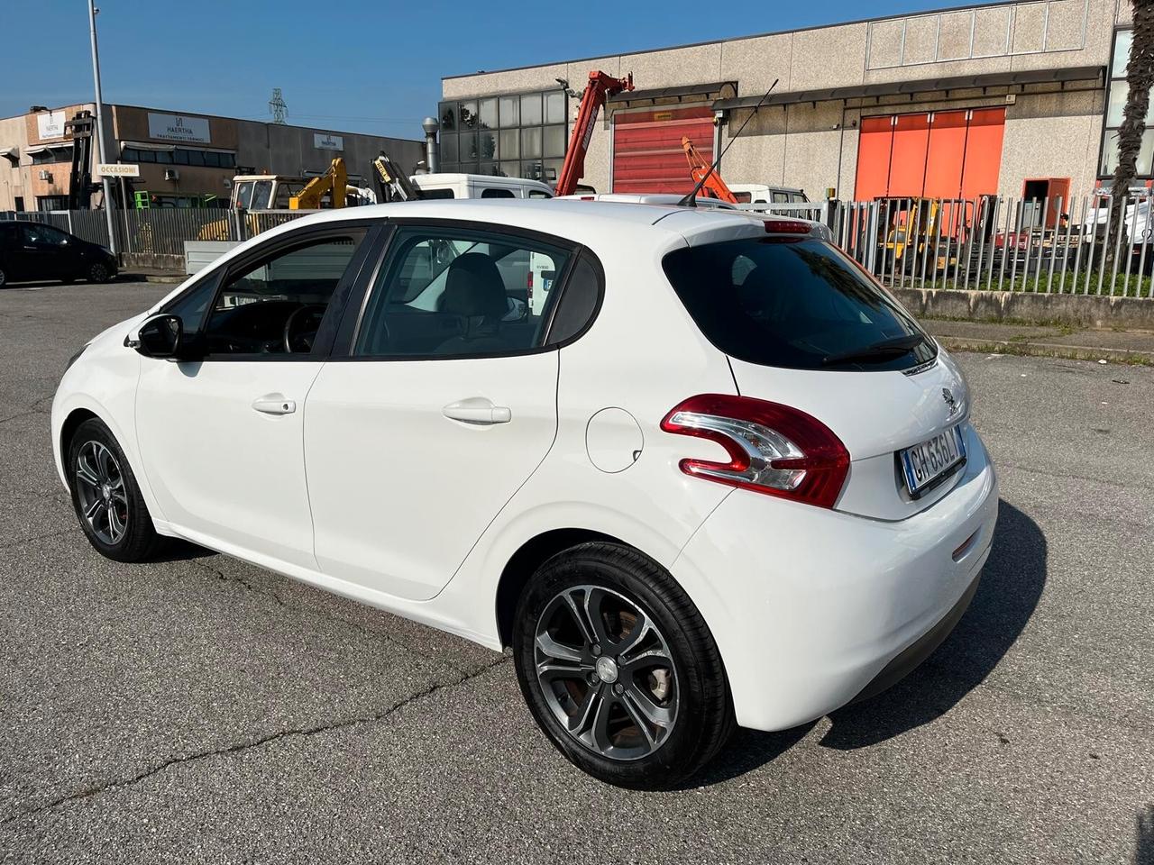 Peugeot 208 1.4 VTi 95 CV 5p. GPL