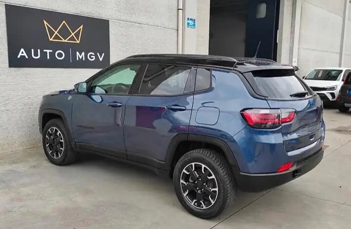 Jeep Compass 1.3 Turbo T4 PHEV AT6 4xe Trailhawk