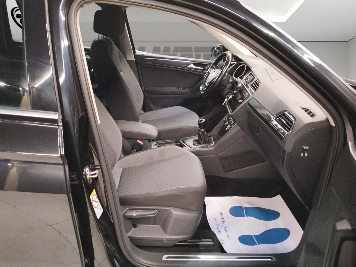 Volkswagen Tiguan 1.6 tdi Sport R-line 115cv