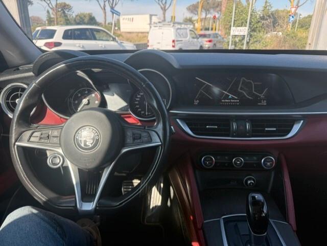 Alfa Romeo Stelvio 2.2 Turbodiesel 180 CV AT8 RWD Executive