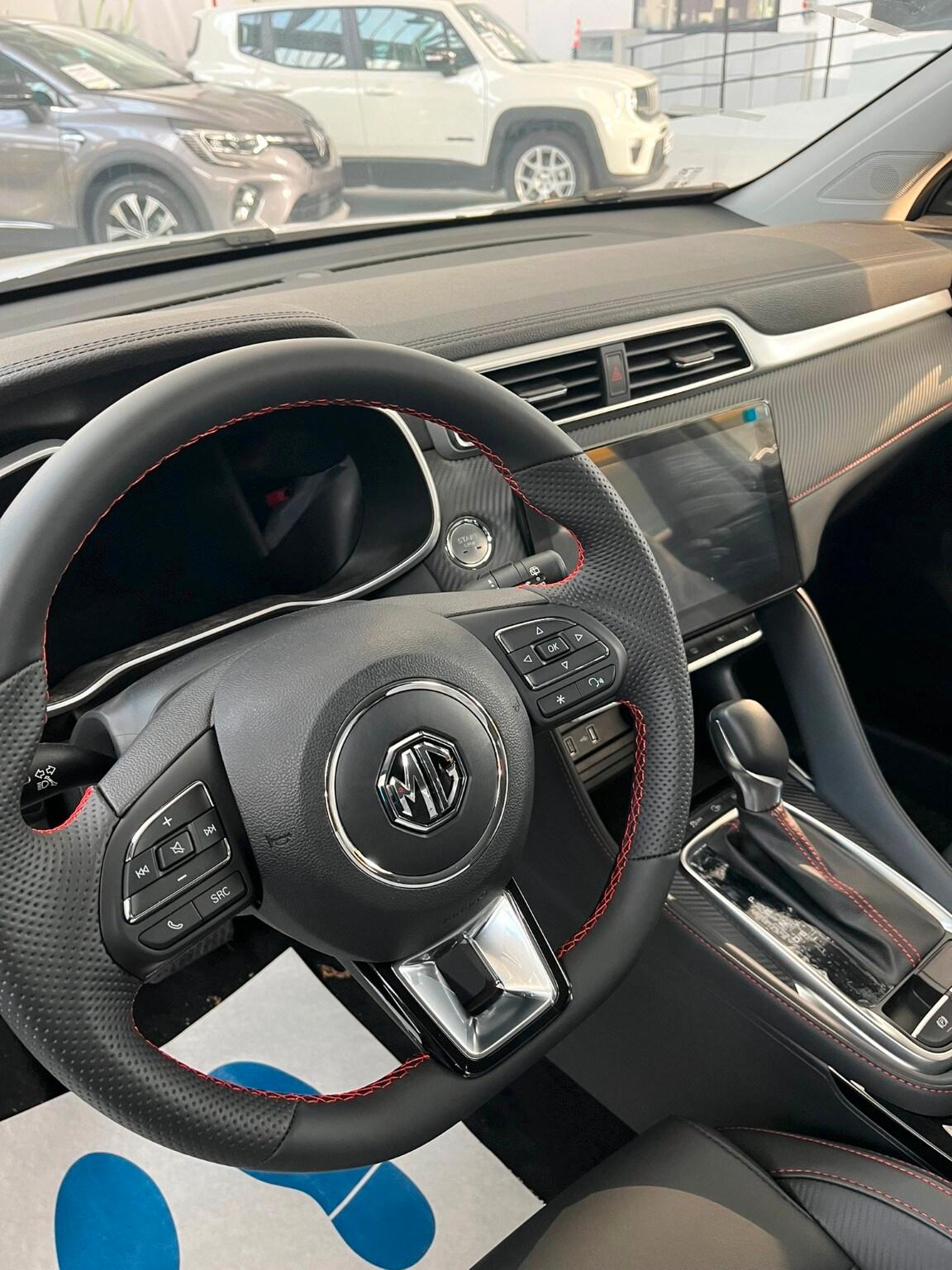 MG ZS (2021-2025) ZS 1.0T-GDI aut. Luxury