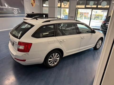 Skoda Octavia 1.6 TDI CR 90 CV Active