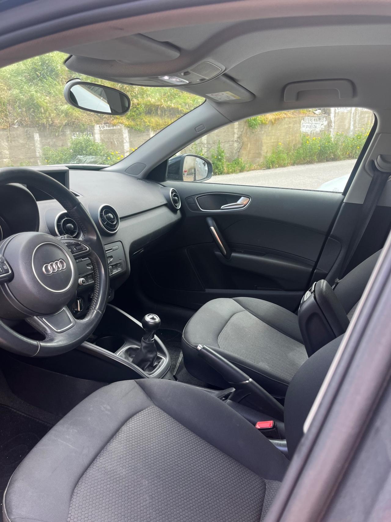 Audi A1 1.6 TDI S line edition