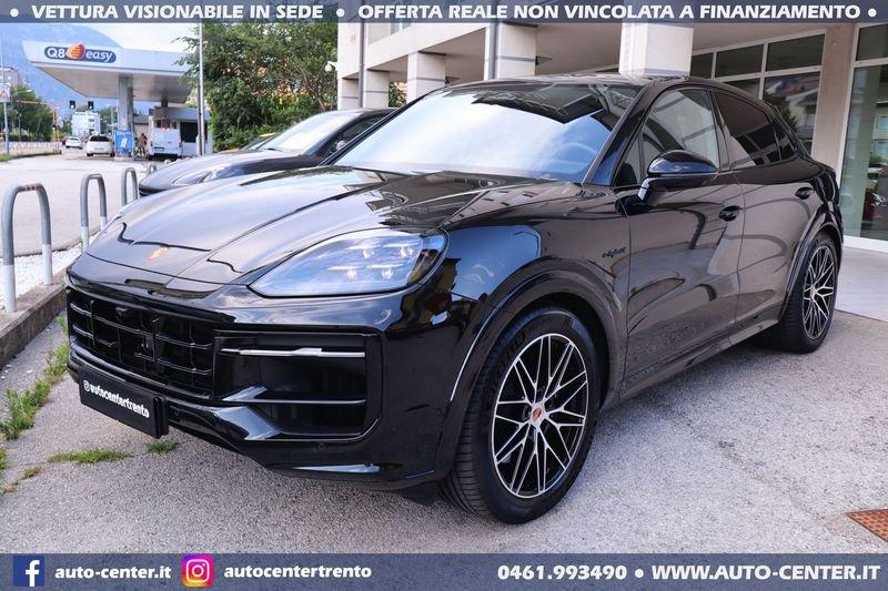 Porsche Cayenne Coupè 3.0 V6 Coupè E-Hybrid Black Edition Sport Design