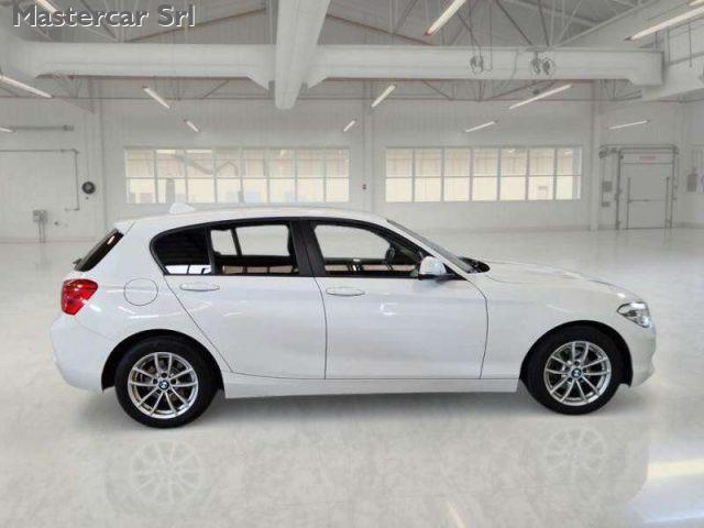BMW 116 Serie 1 116d Advantage 5p auto - GA814GK
