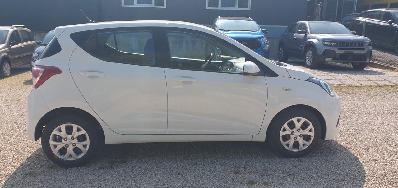 Hyundai i10 1.0 LPGI Econext Sound Edition