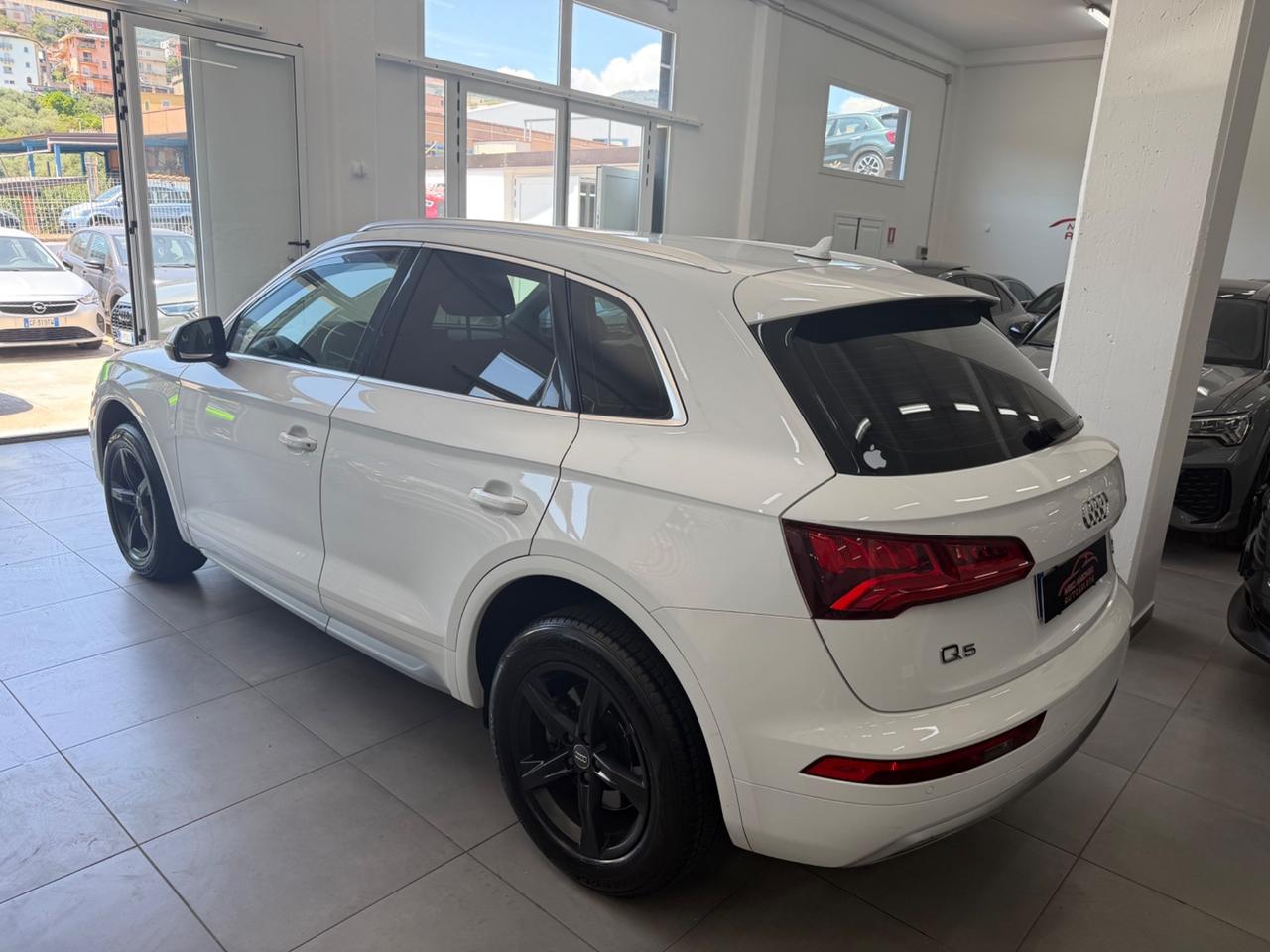 Audi Q5 2.0 190 CV quattro S tronic Sport FINANZIABILE