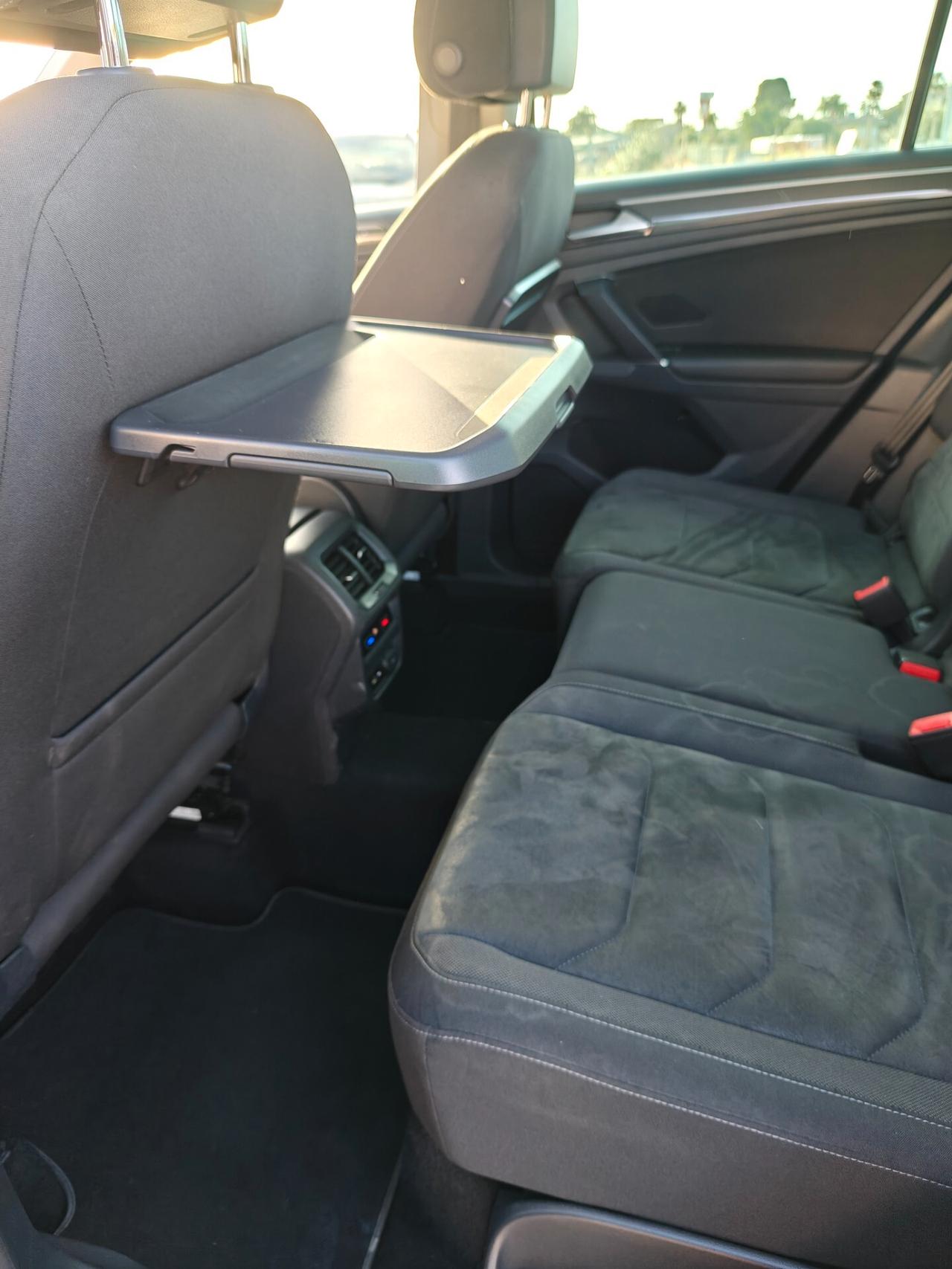 Volkswagen Tiguan 2.0 TDI SCR DSG