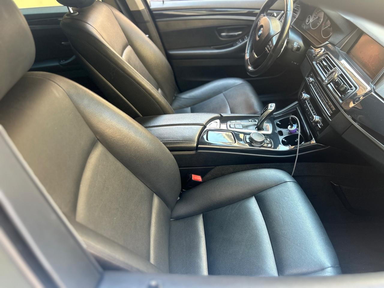 Bmw 520 520d xDrive Luxury