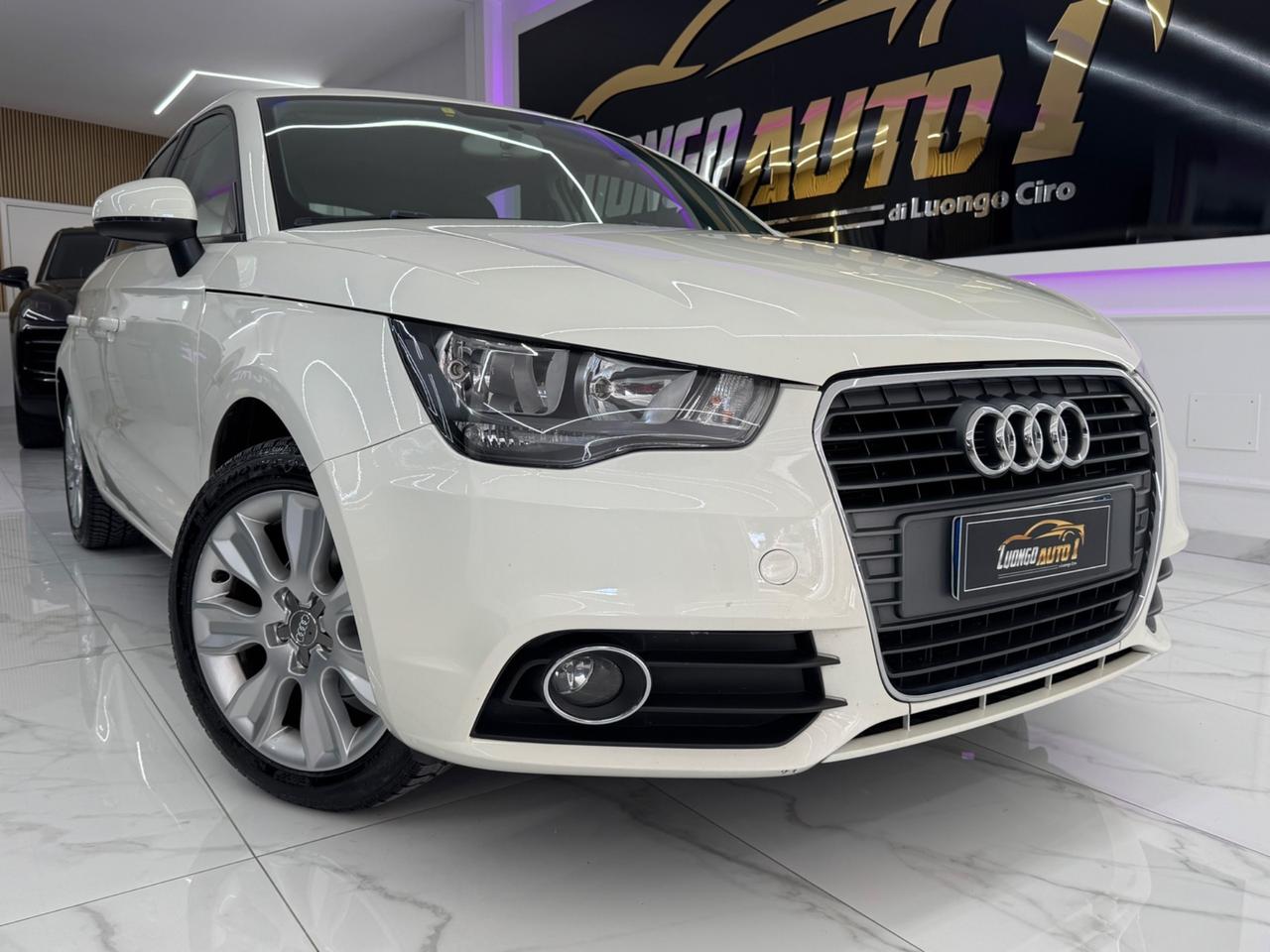 Audi A1 1.2 TFSI Admired Full Optional