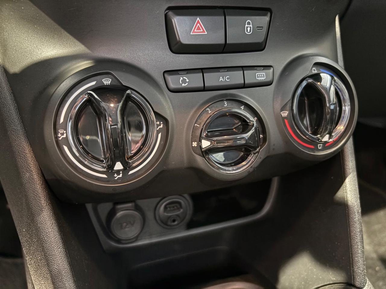 Peugeot 208 - 2018 BlueHDi 75 Cv Active