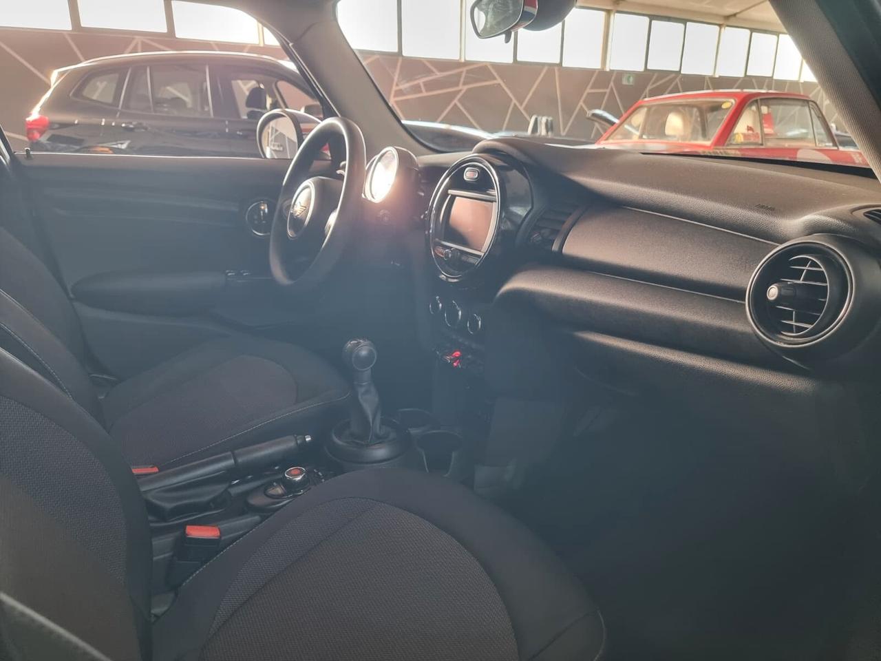 Mini 1.2 One 5 porte NEOPATENTATI