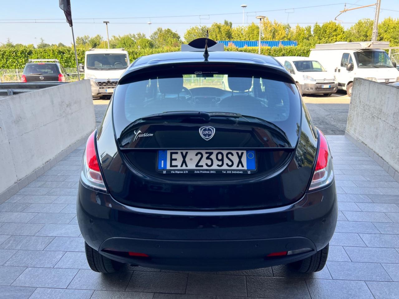 Lancia Ypsilon 0.9 TwinAir 85 CV 5 porte Metano Ecochic Gold