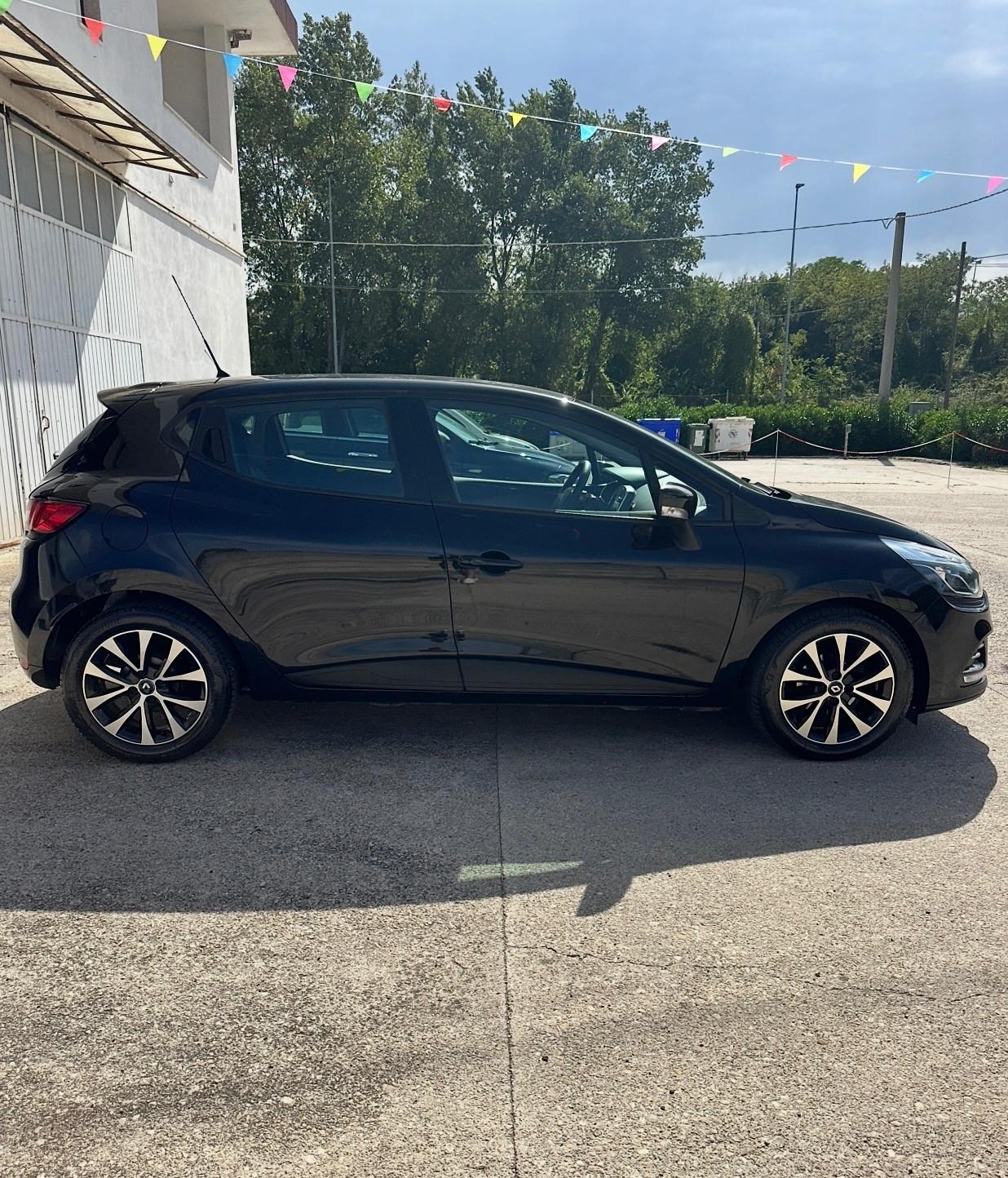 Renault Clio Blue dCi 85 CV 5 porte Intens