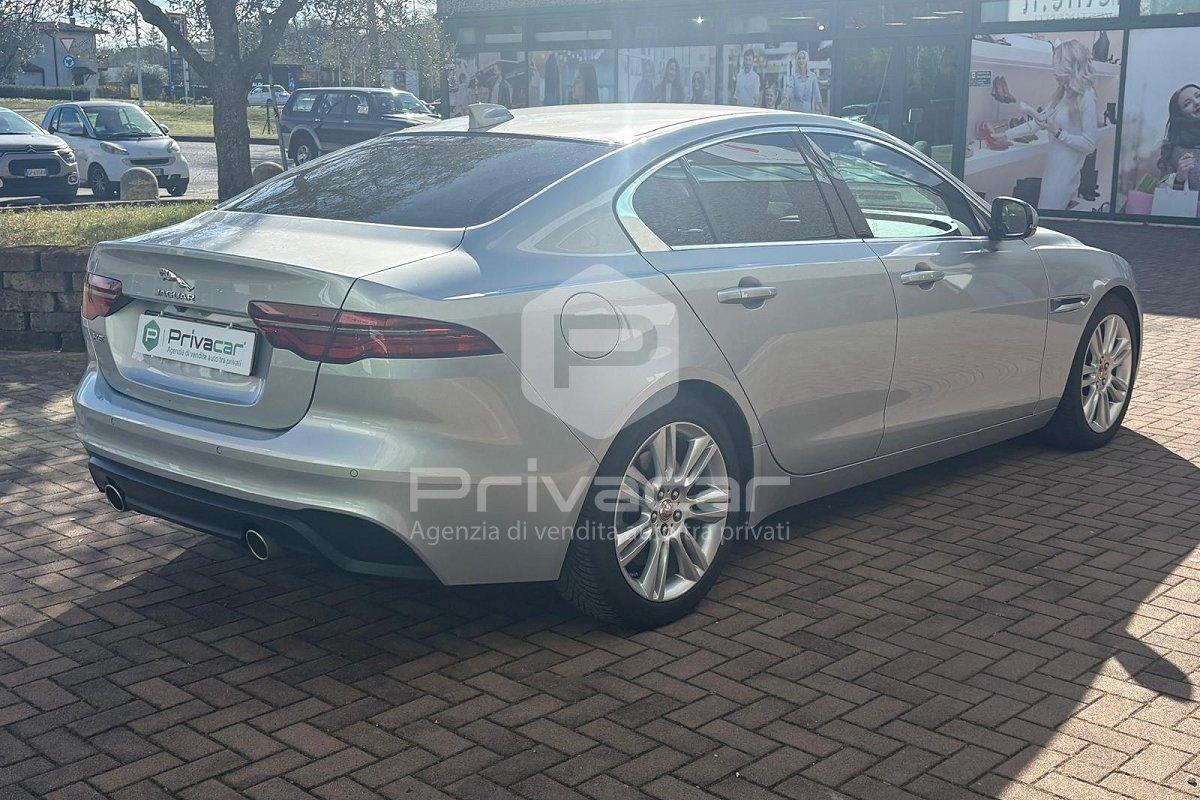 JAGUAR XE 2.0 250 CV aut. SE