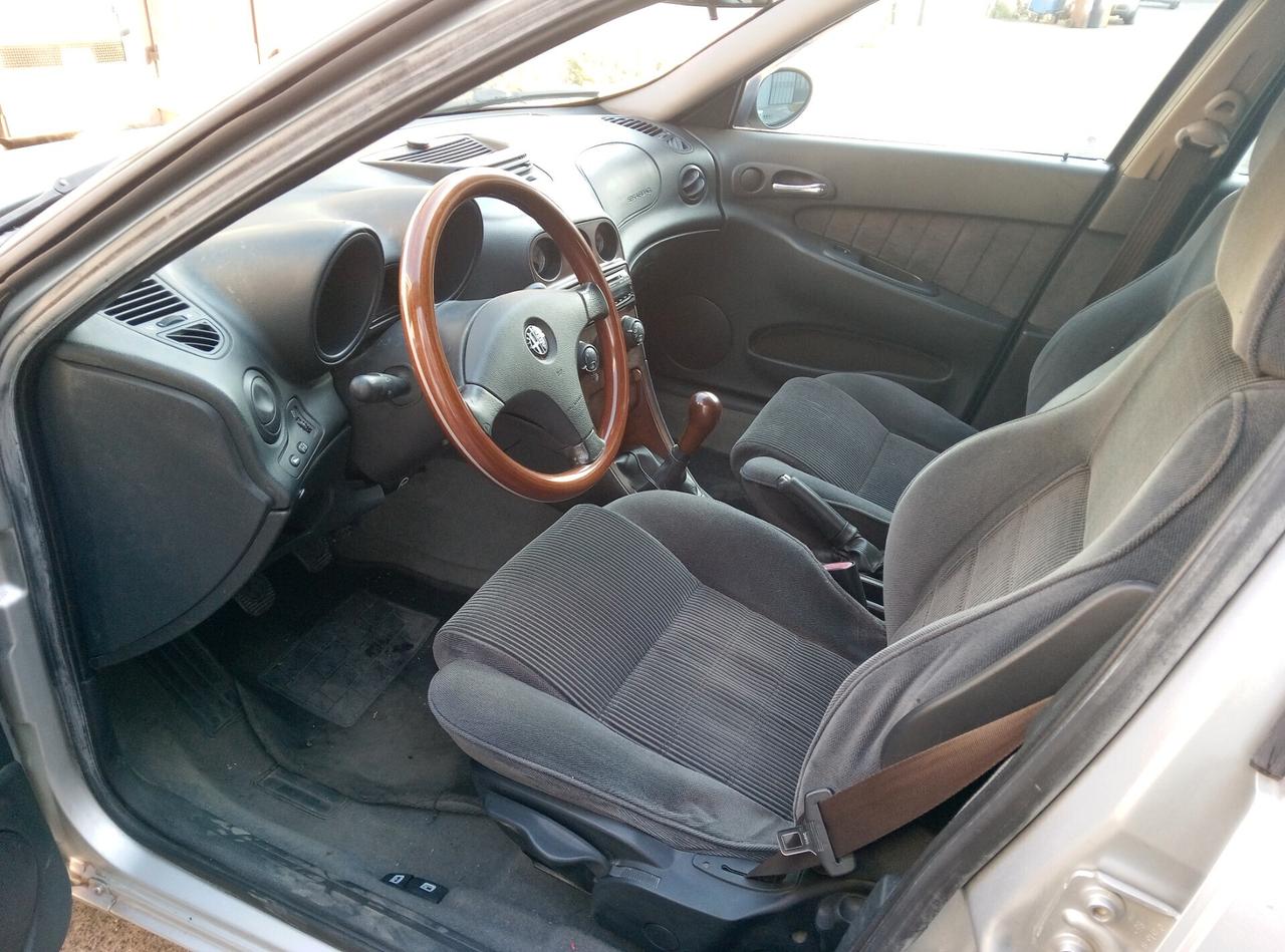 Alfa Romeo 156 1.6i 16V Twin Spark cat Sportwagon Progression