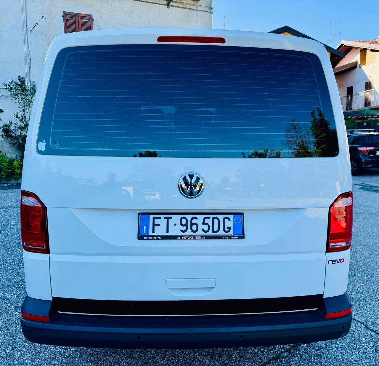 Volkswagen Transporter 2.0 TDI Van 6 Posti