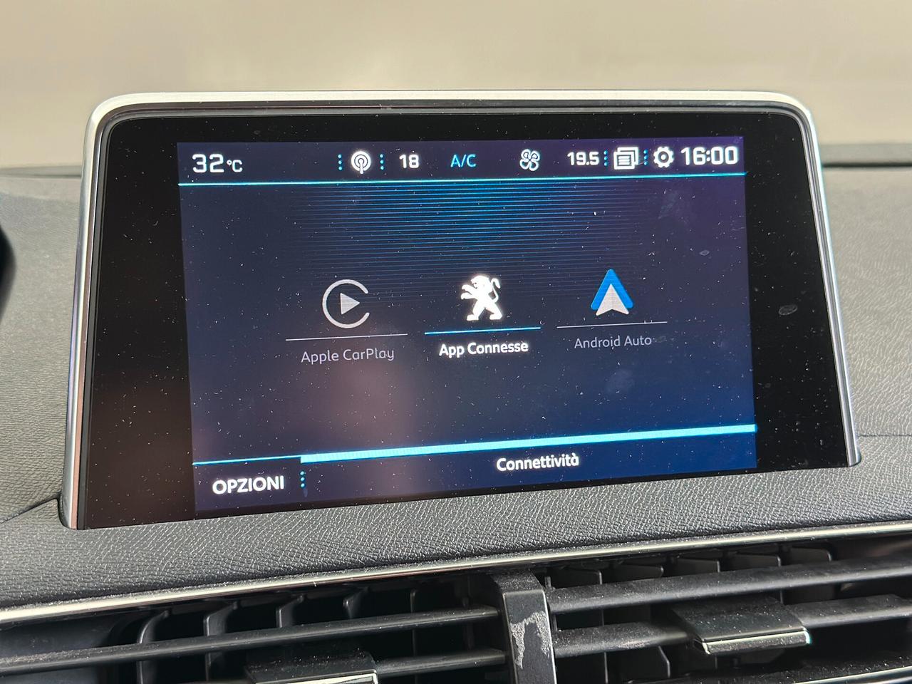 Peugeot 3008 1.5 BlueHDi Business 130CV S&S EAT8