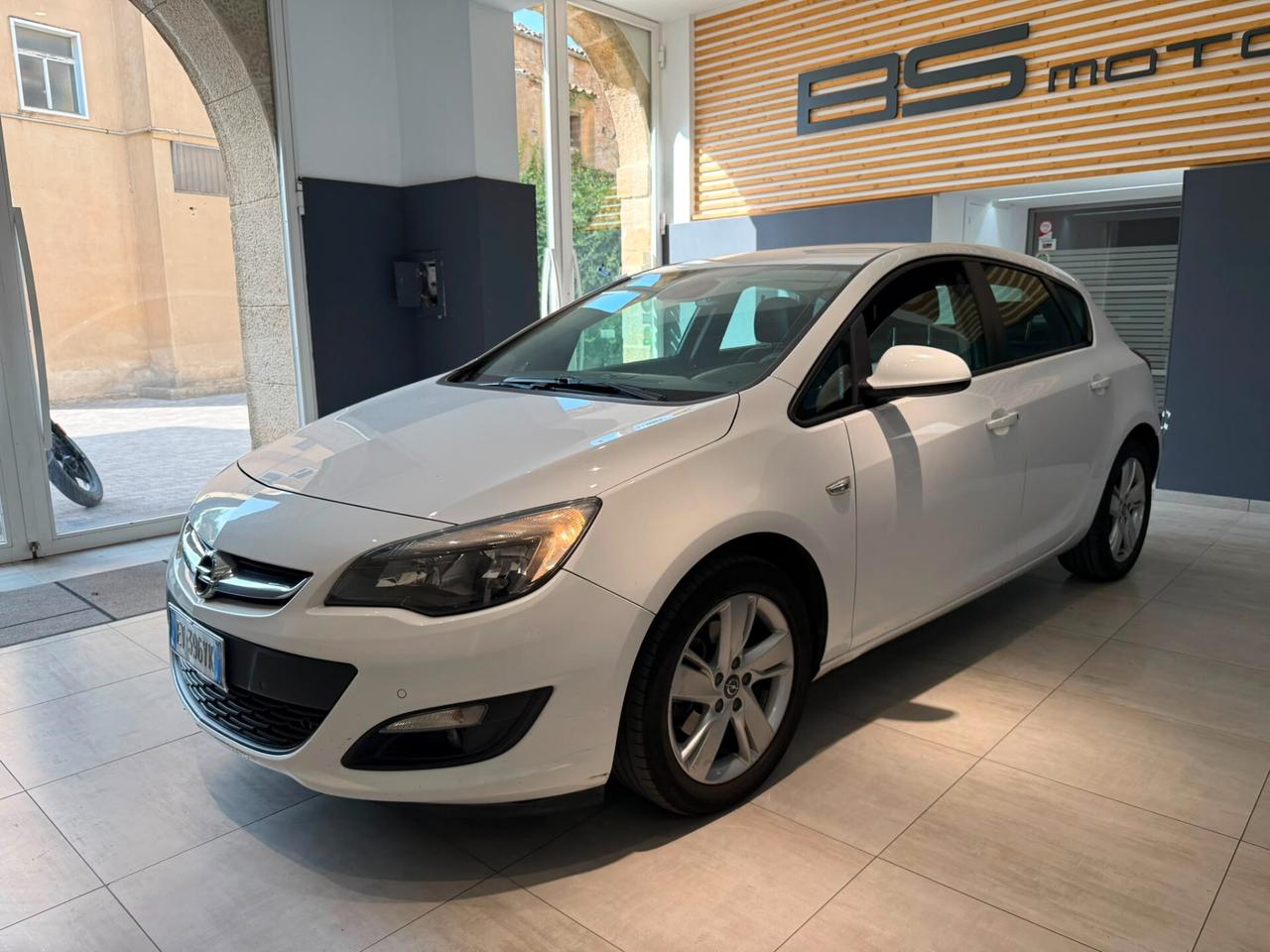 Opel Astra 1.7 CDTI 130CV 5 porte Cosmo N1