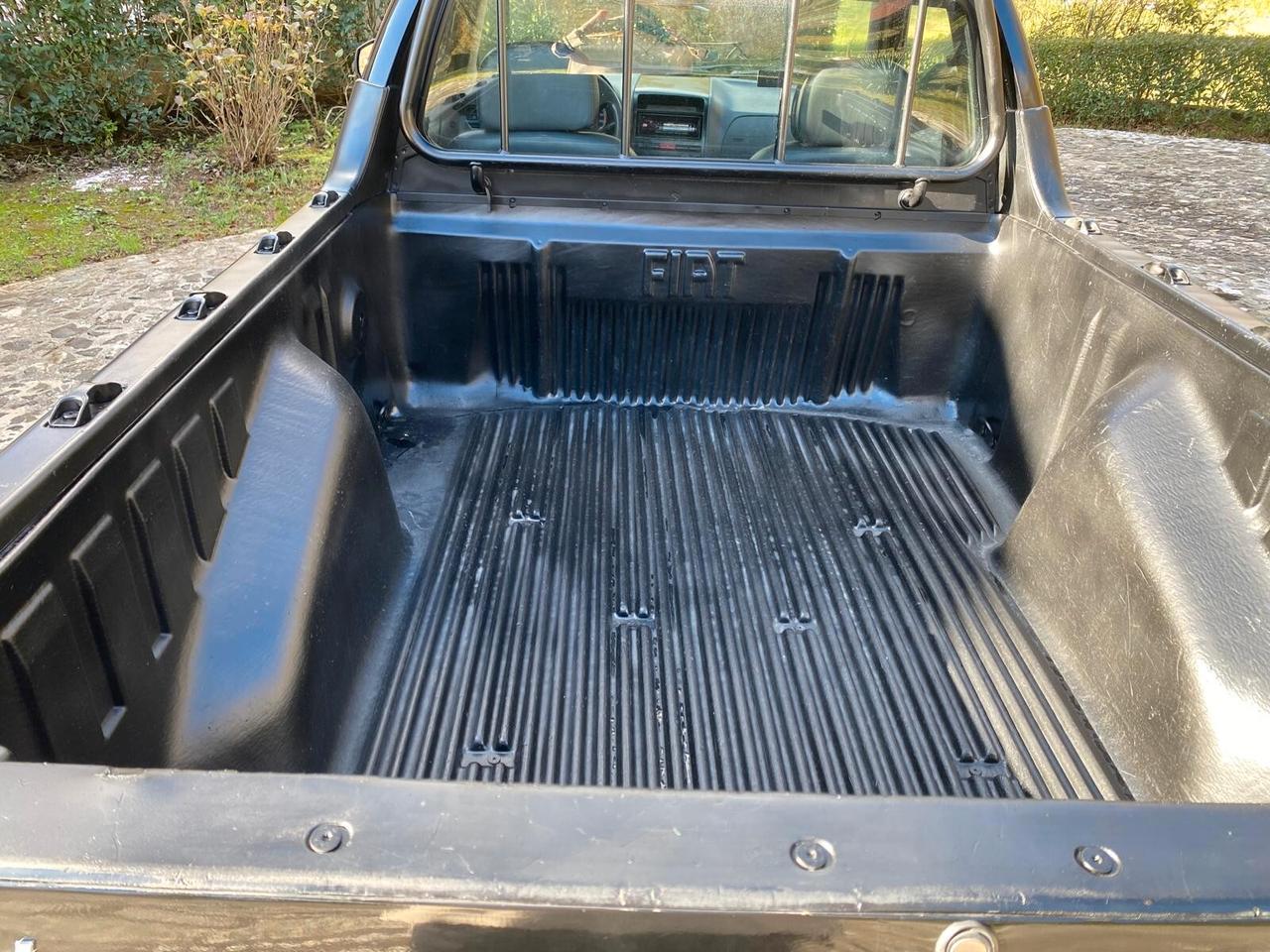 Fiat Strada 1.3 MJT 95CV Cabina Lunga