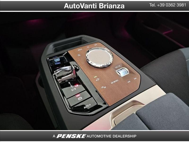 BMW iX iX xDrive50 Pacchetto Sportivo