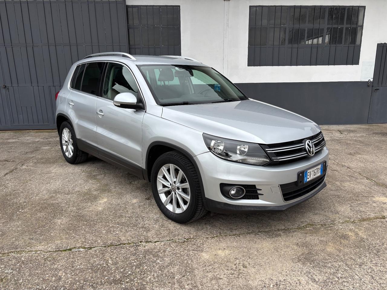 Volkswagen Tiguan 2.0 TDI. Garanzia 12 mesi