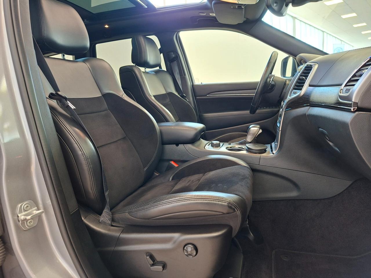 Jeep Grand Cherokee 3.0 V6 CRD 250 Multijet II S Model