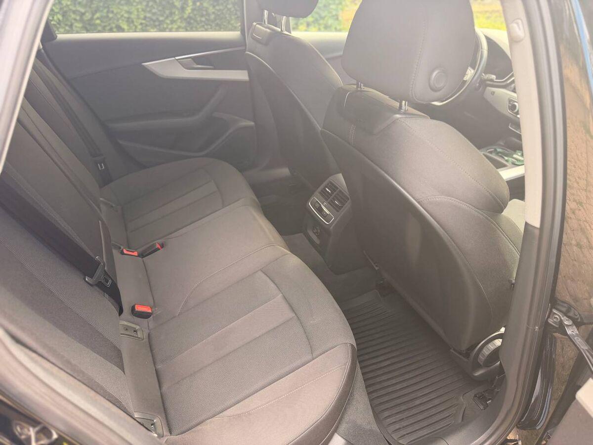 Audi A4 Avant 40 2.0 tfsi mhev S line edition 204cv s-tronic