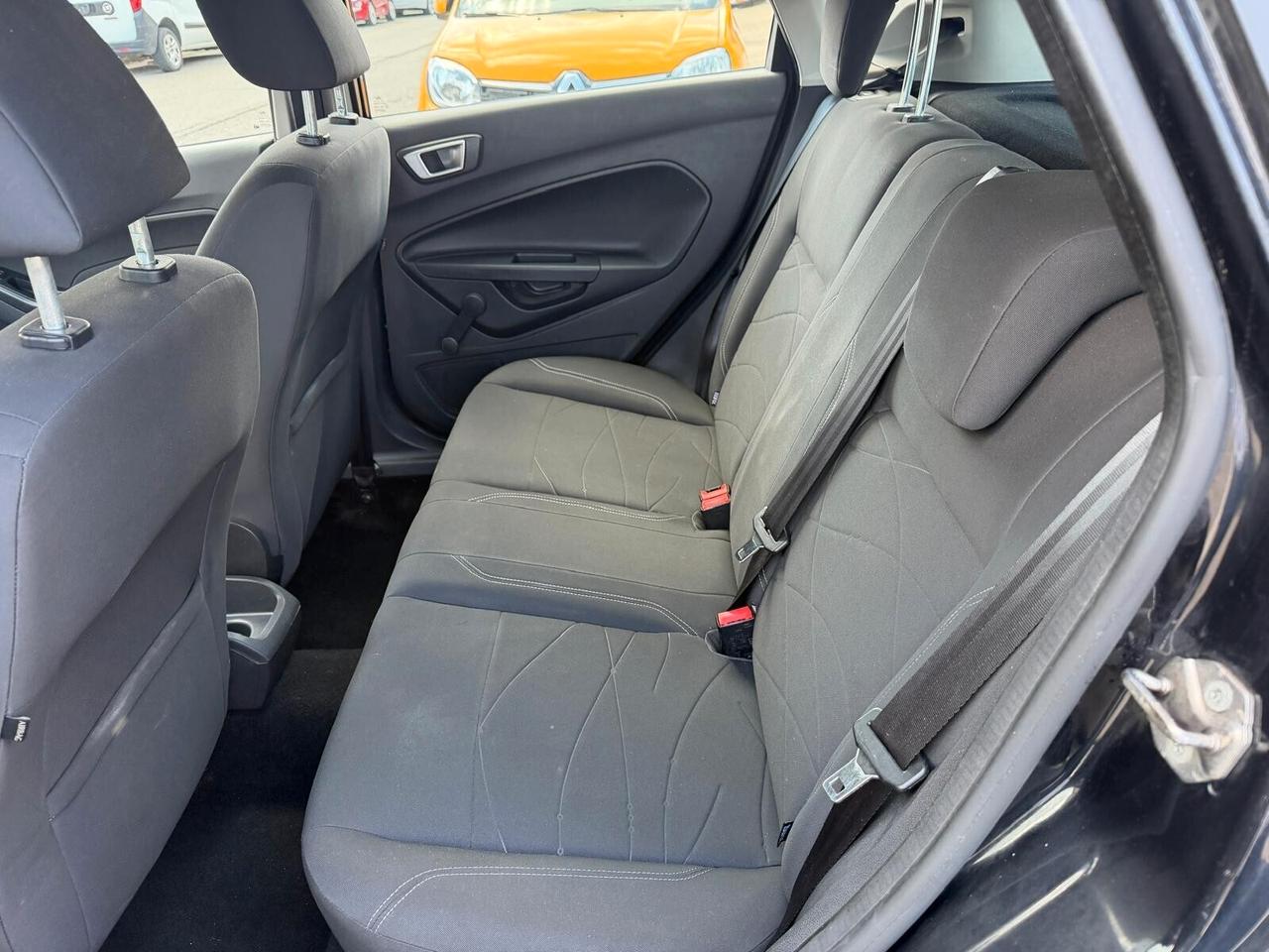 Ford Fiesta 1.4 5 porte Bz.- GPL