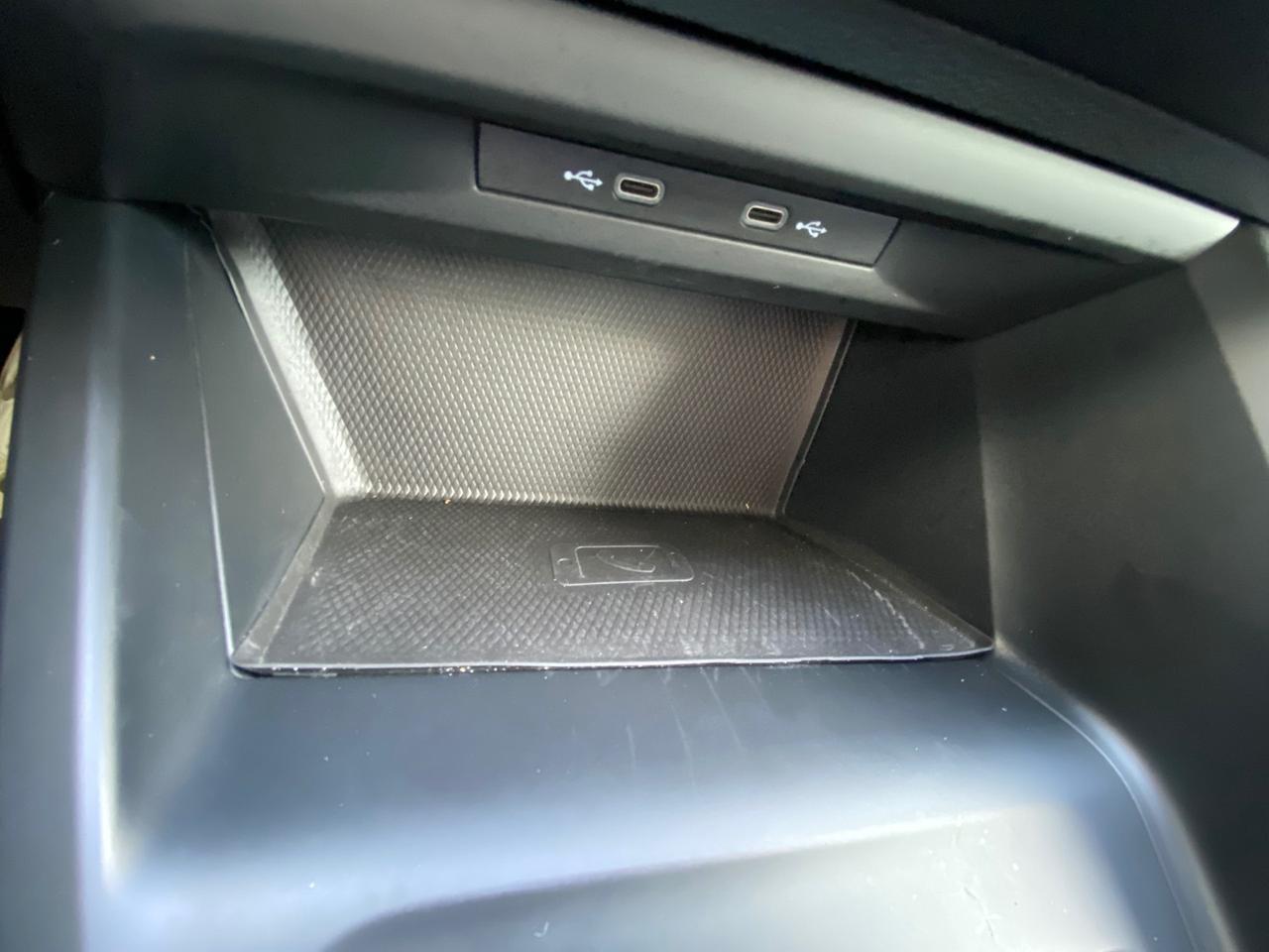 Volkswagen Golf VIII 2.0 TDI SCR Active 116cv