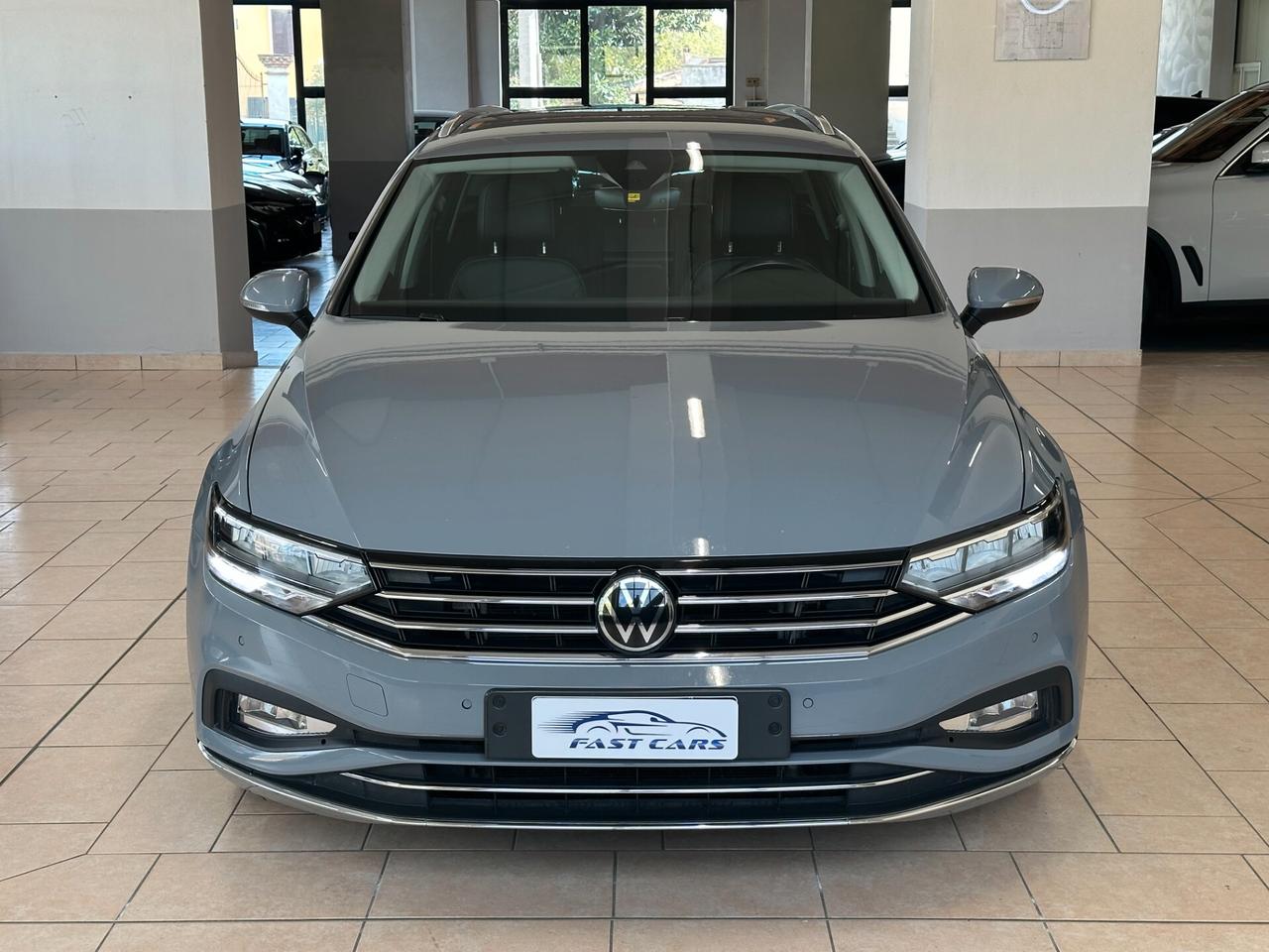VOLKSWAGEN PASSAT VARIANT 2.0 TDI DSG ELEGANCE 150CV *CARPLAY*ACC*LED