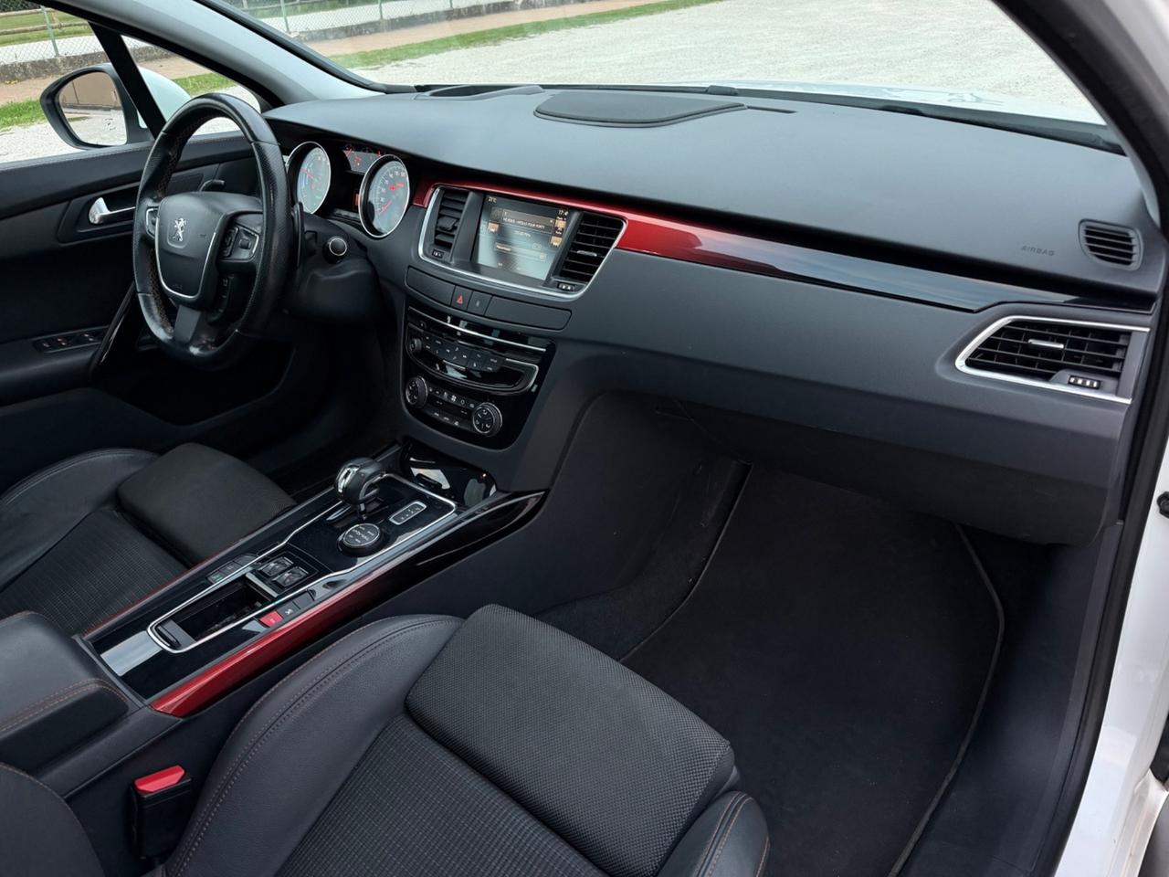 Peugeot 508 RXH Hybrid4x4