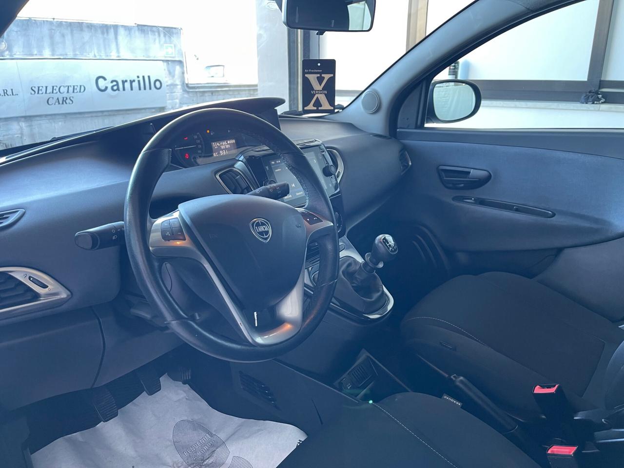 Lancia Ypsilon 1.0 5 porte Hybrid Gold NO VINCOLO DI FINANZIAMENTO