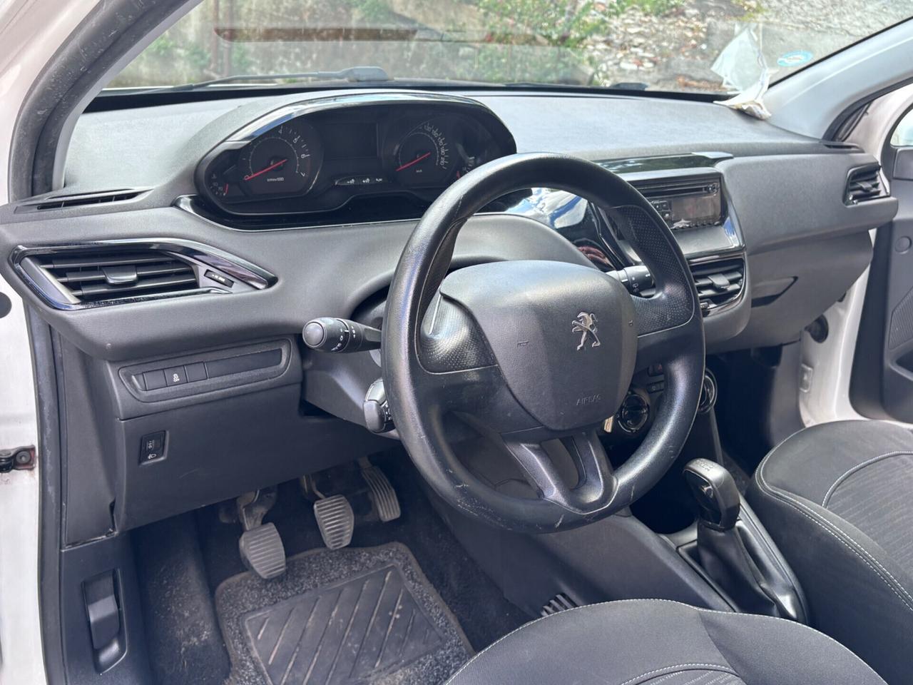 Peugeot 208 1.2 VTi 82 CV 5 porte Access