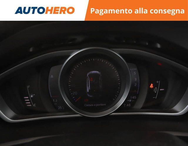 VOLVO V40 D2 R-design