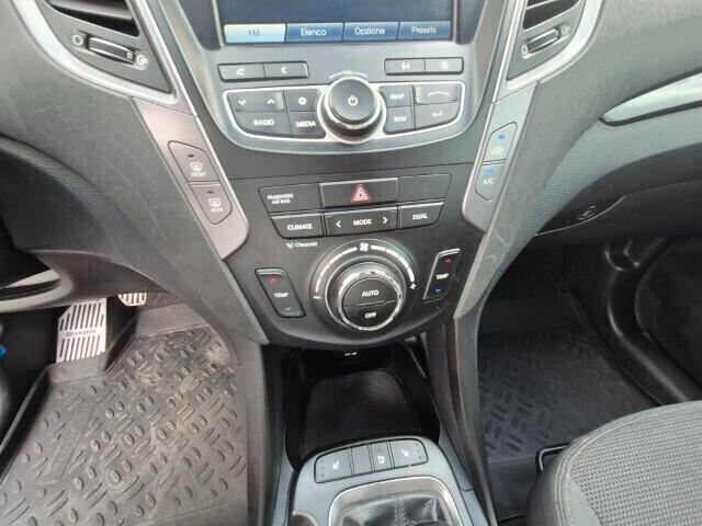 Hyundai Santa Fe Santa Fe 2.0 CRDi 2WD Comfort - 2013