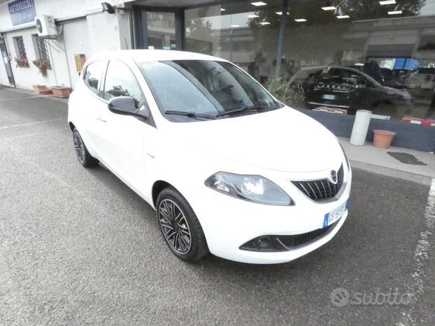 LANCIA Ypsilon 1.0 FireFly 5 porte S&S Hybrid Ec