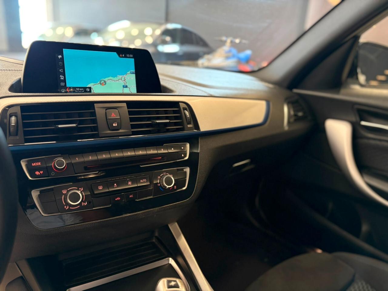 Bmw 116 116d 5p. Msport