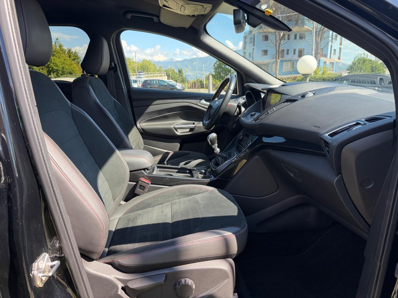 Ford Kuga 1.5TDCI 120CV S&S 2WD ST-Line-2019